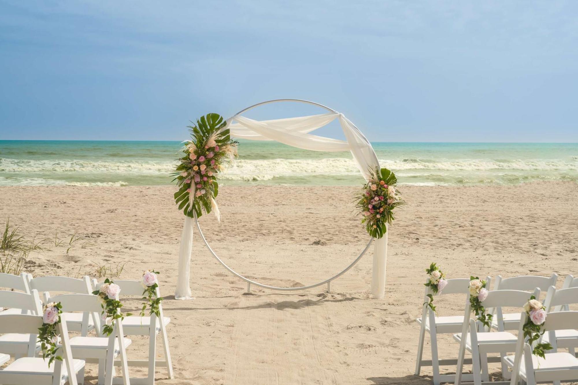 Hilton Cocoa Beach Oceanfront Extérieur photo